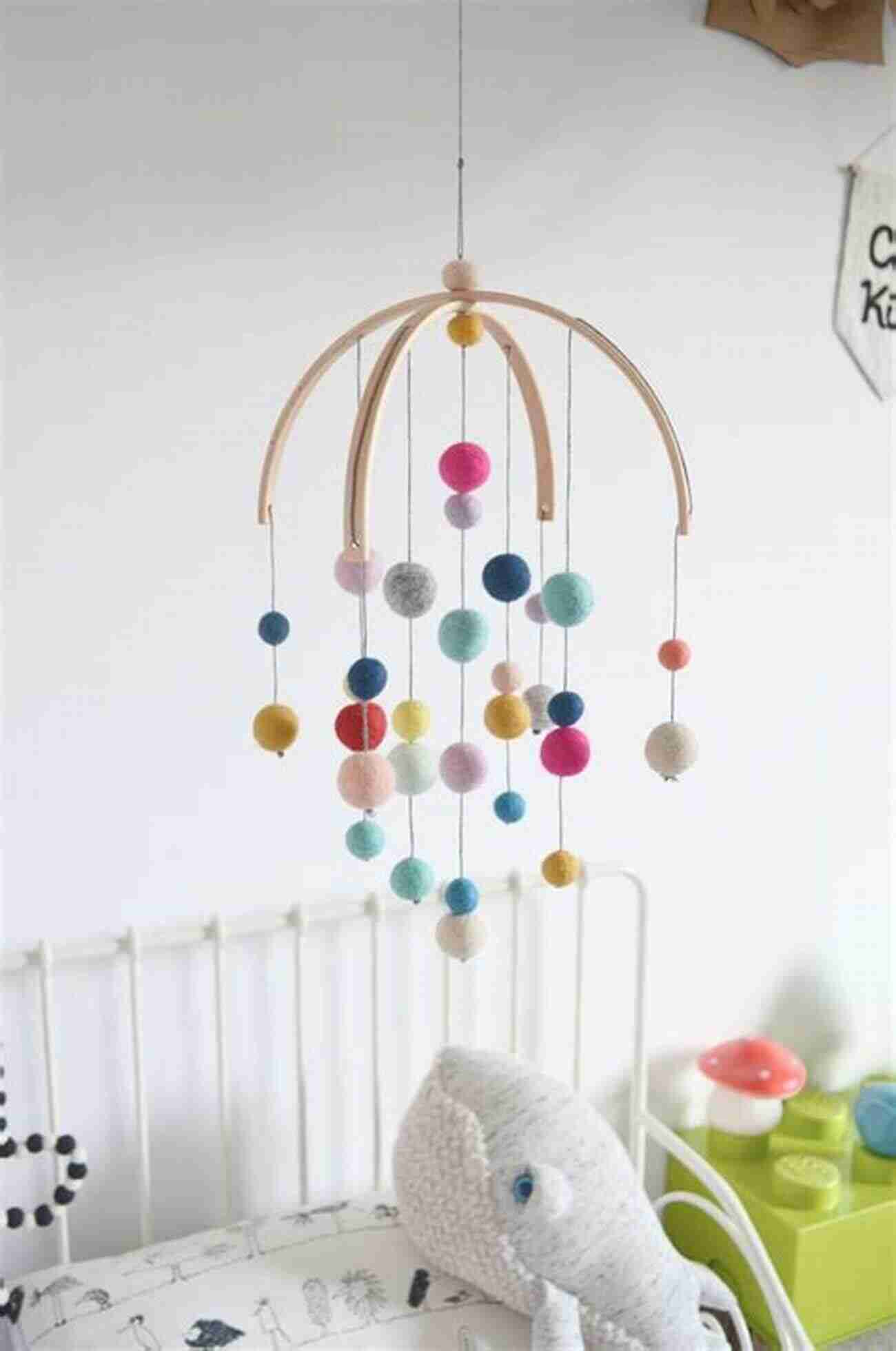 Adorable And Soothing Felt Baby Mobile Felt Decorations: 15 Eye Popping Projects To Create