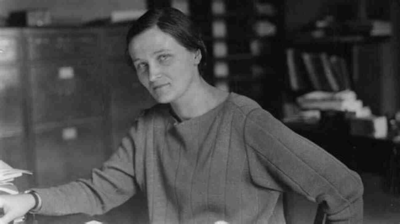 Cecilia Payne Gaposchkin A Pioneering Female Astronomer Unveiling The Secrets Of The Universe What Stars Are Made Of: The Life Of Cecilia Payne Gaposchkin