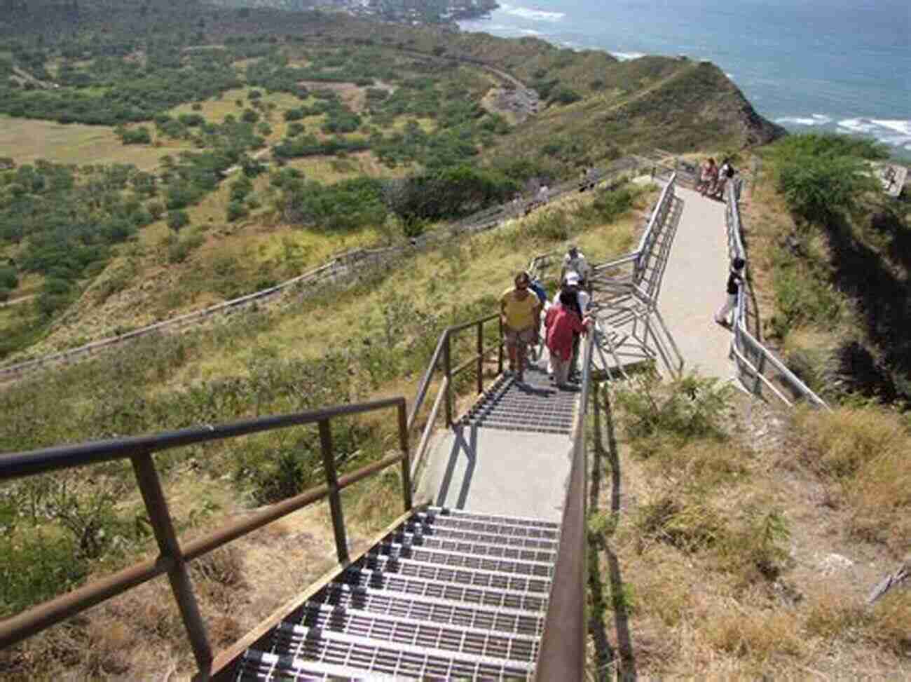 Hiking At Diamond Head Travels To Hawaii And Back Home To Houston Texas