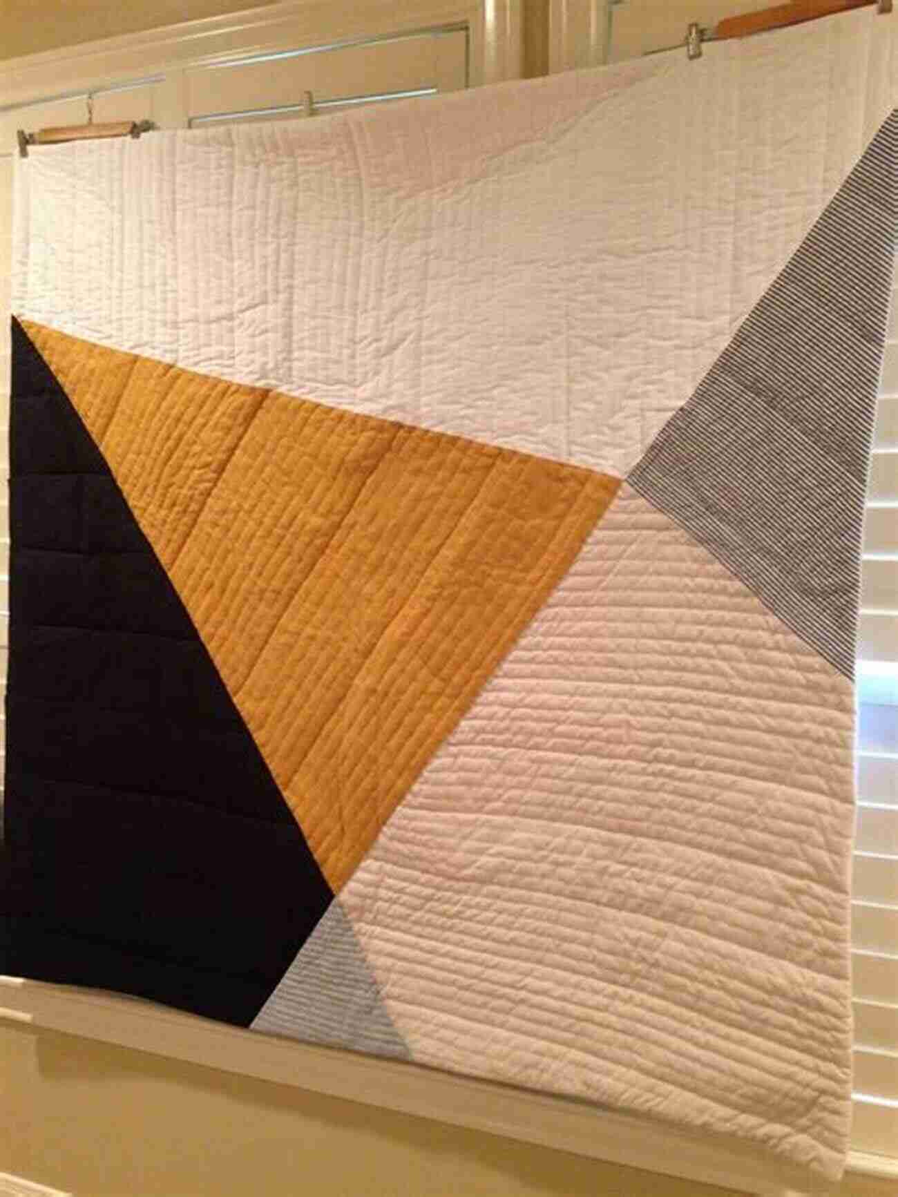 Modern Minimalism Quilt By Ethan Lee The Modern Medallion Workbook: 11 Designers Share Quilt Projects To Make Mix Match