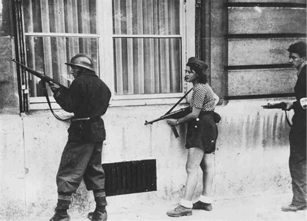 Paris Under German Occupation In World War II When Paris Went Dark: The City Of Light Under German Occupation 1940 1944