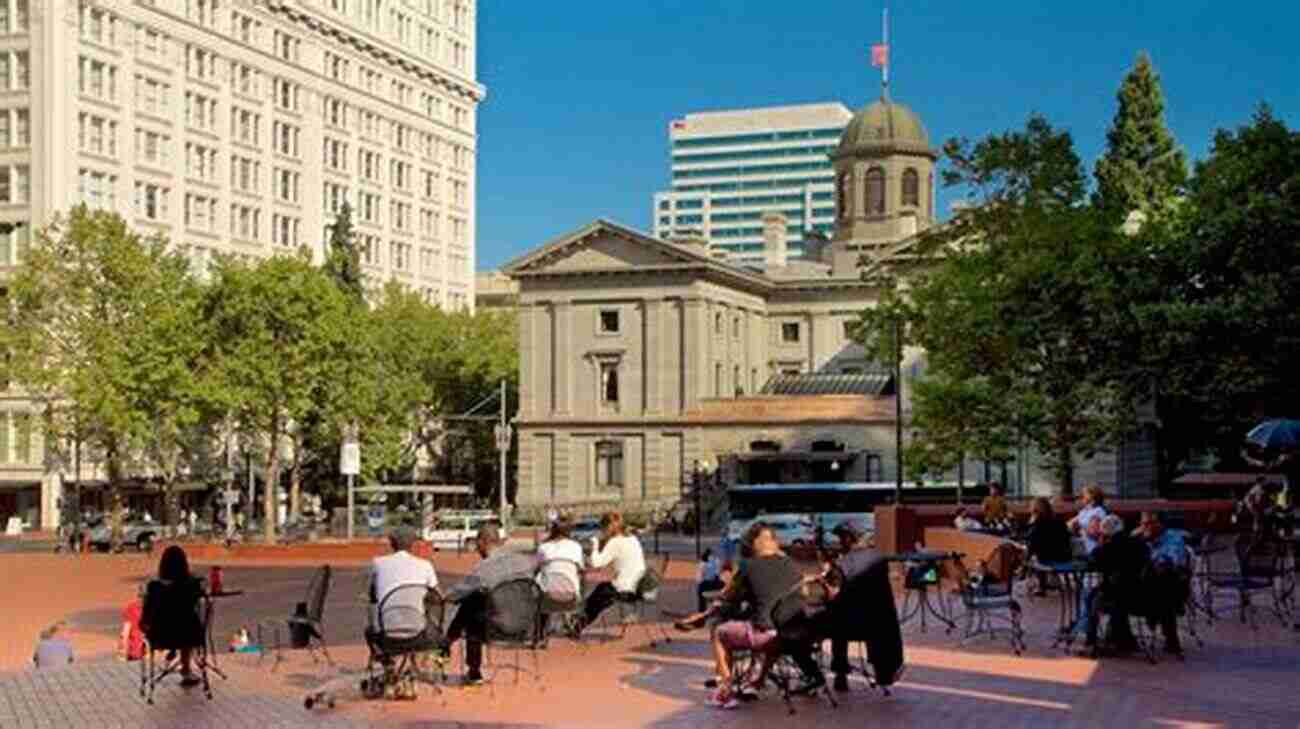 Pioneer Courthouse Square Portland Light Rail Train Business Directory Travel Guide Green Yellow Orange Lines (2017)