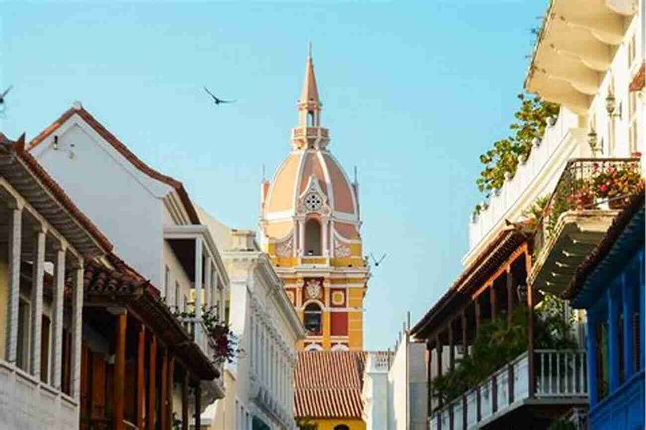 Stunning Architecture In Cartagena Colombia Travel Guide: Top Things To See And Do In Colombia : The Best Colombia Travel Guide For Visiting Colombia