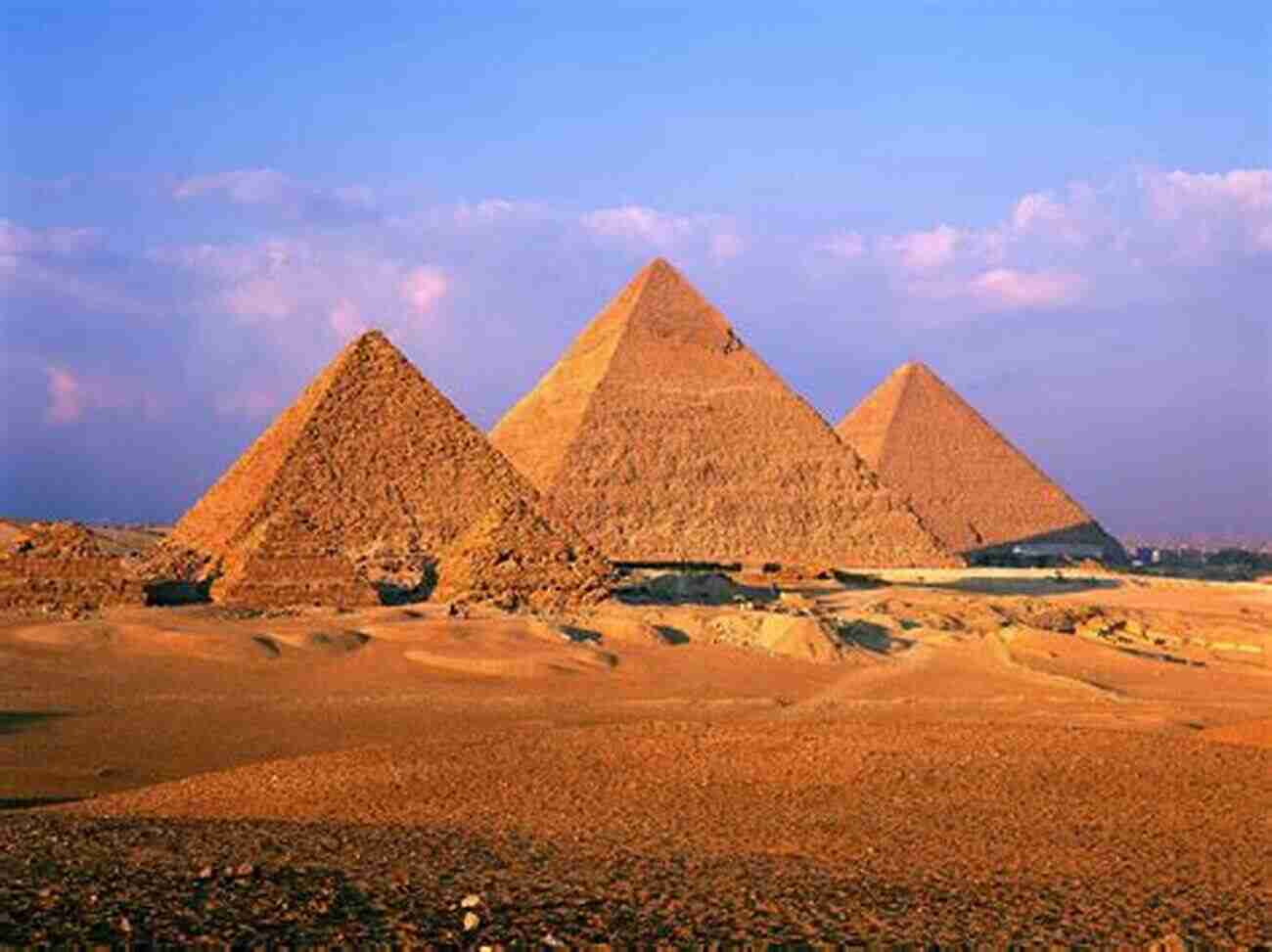 The Great Pyramids Of Giza Round Buildings Square Buildings And Buildings That Wiggle Like A Fish