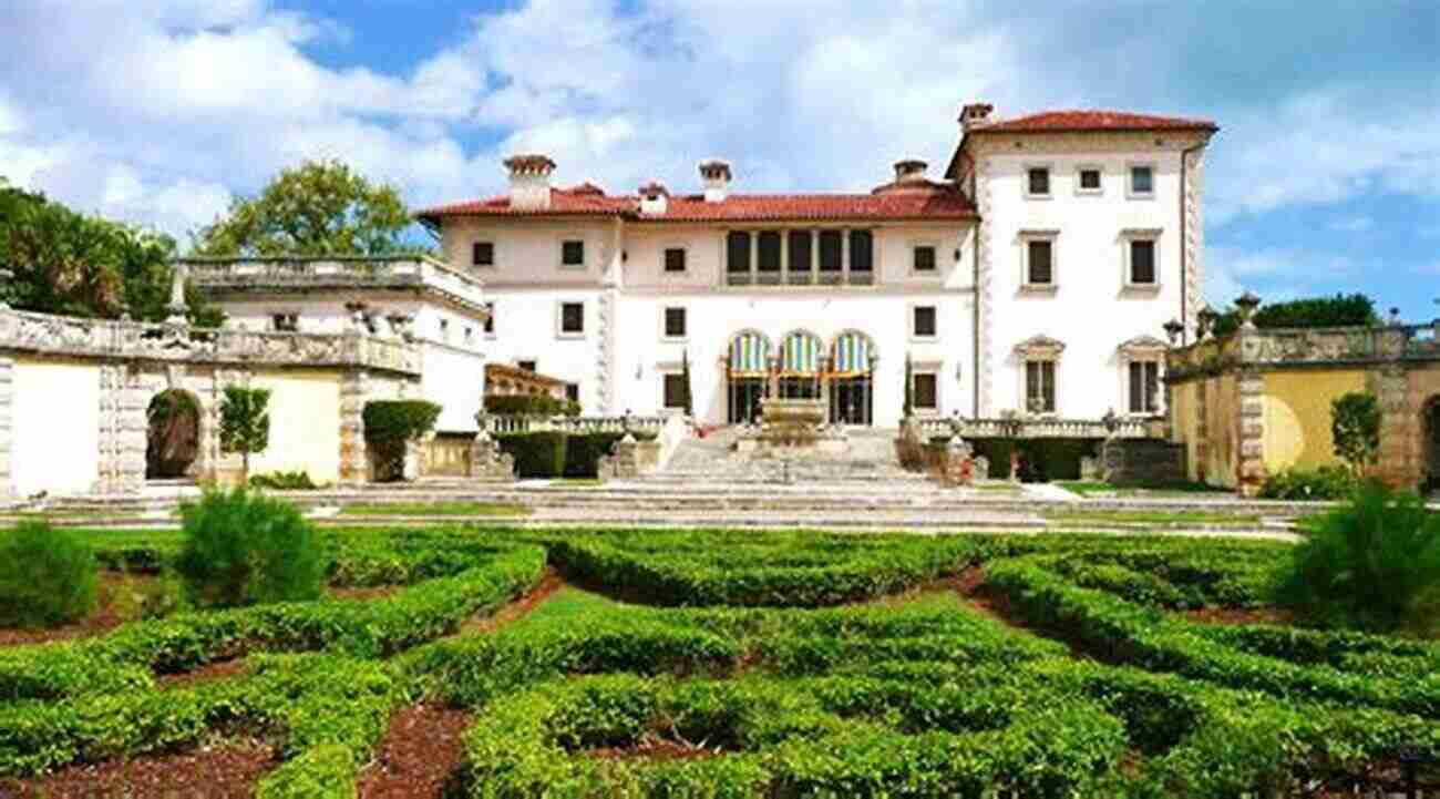 Vizcaya Museum And Gardens Immerse Yourself In The Beauty Of This Historic Villa And Its Breathtaking Gardens Miami Travel Guide 2021 : 20 Cool Things To Do During Your Trip To Miami